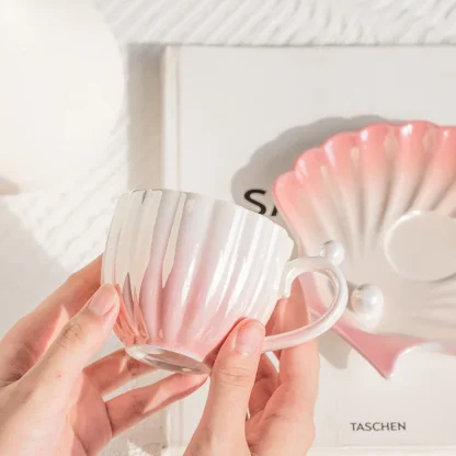 Creative Shell Shape Tea Set - Image 4