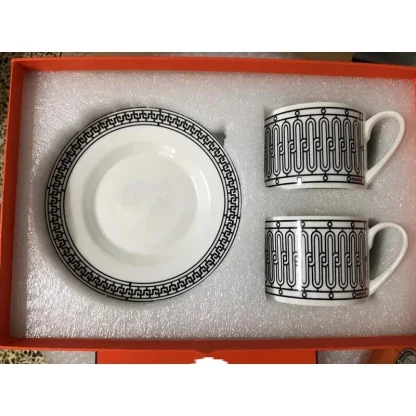 Luxury Printed Tea Set - Image 3