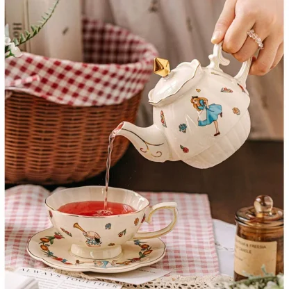 Cute Printed Vintage-style Tea Set - Image 4