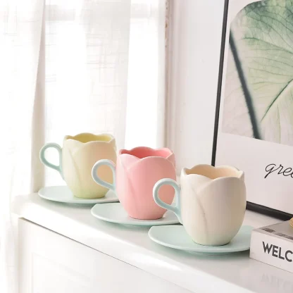 Cute Tulip Shape Tea Set