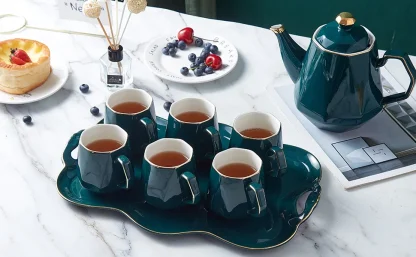 Geometrical Sleek Glossy Tea Set - Image 3