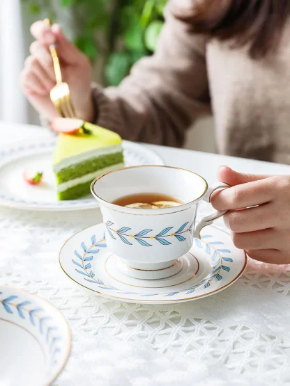 Minimalist Printed Tea Set - Image 5