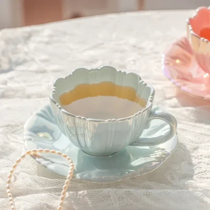 Luxury Glossy Petal Tea Set - Image 2